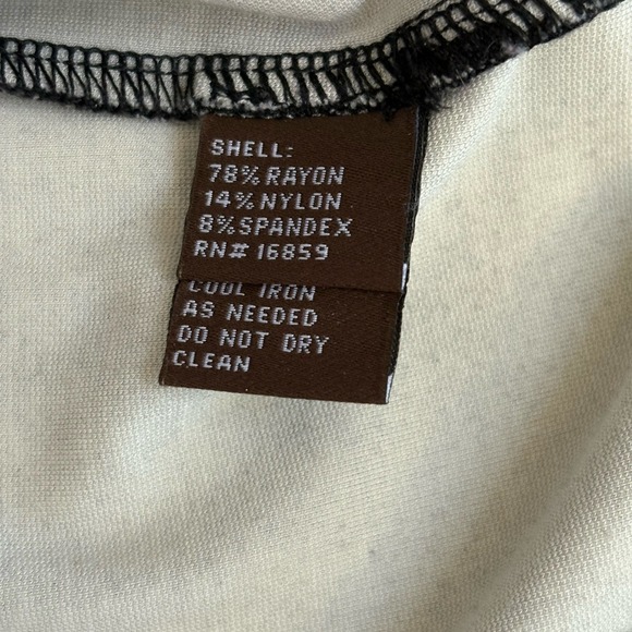 J. Mclaughlin Black Bainbridge Fabric Black 3/4" Floral‎ Vines Print Shirt Med - Picture 9 of 10